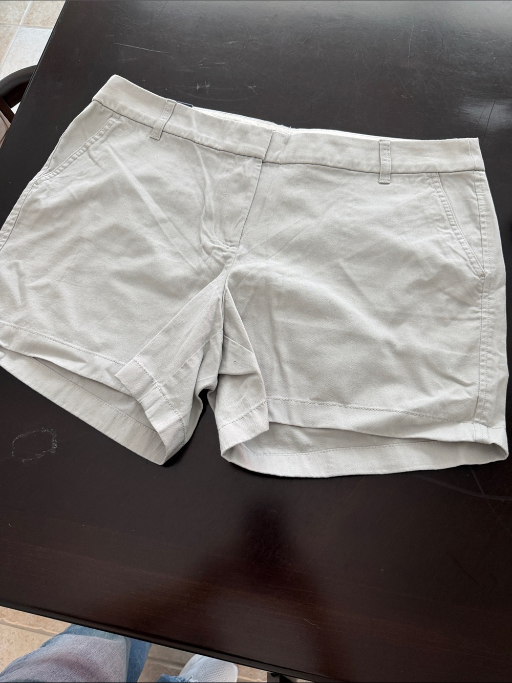 New J Crew 5" Classic Chino Shorts Womens 14 Khaki stone color NWT